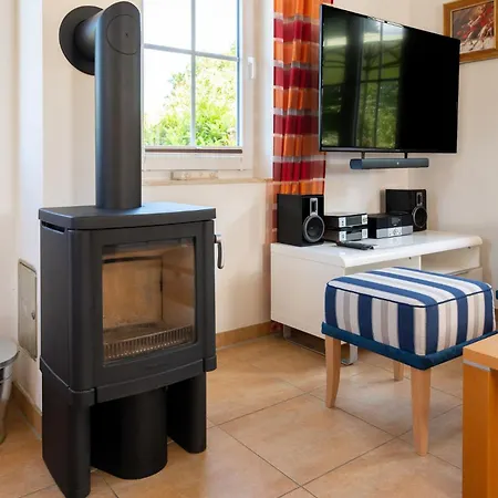 Nyaraló A 10 Reethaus Schwan